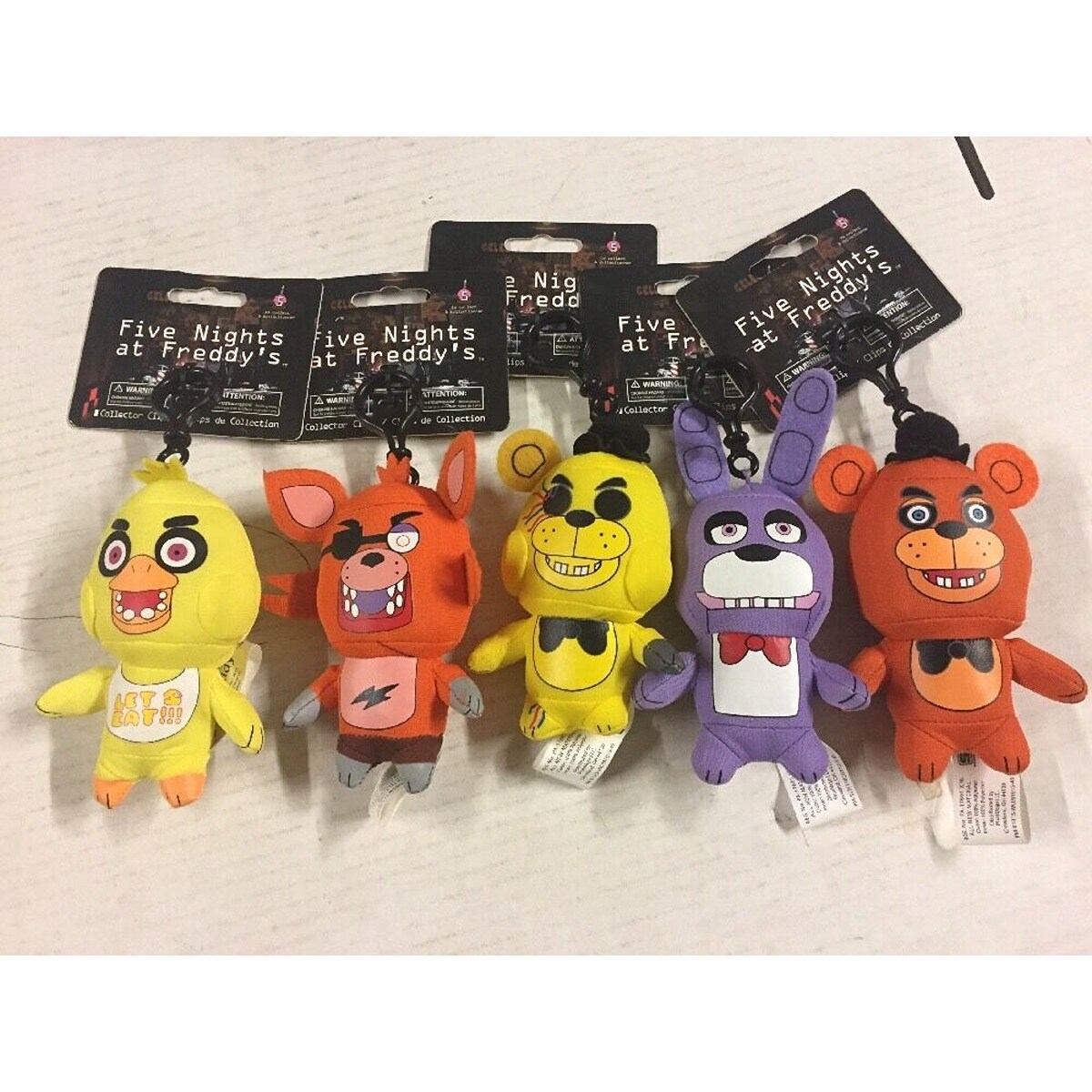 Spooky Five Nights At Freddy&#x27;s Plush Backpack Keychains 5 pcs