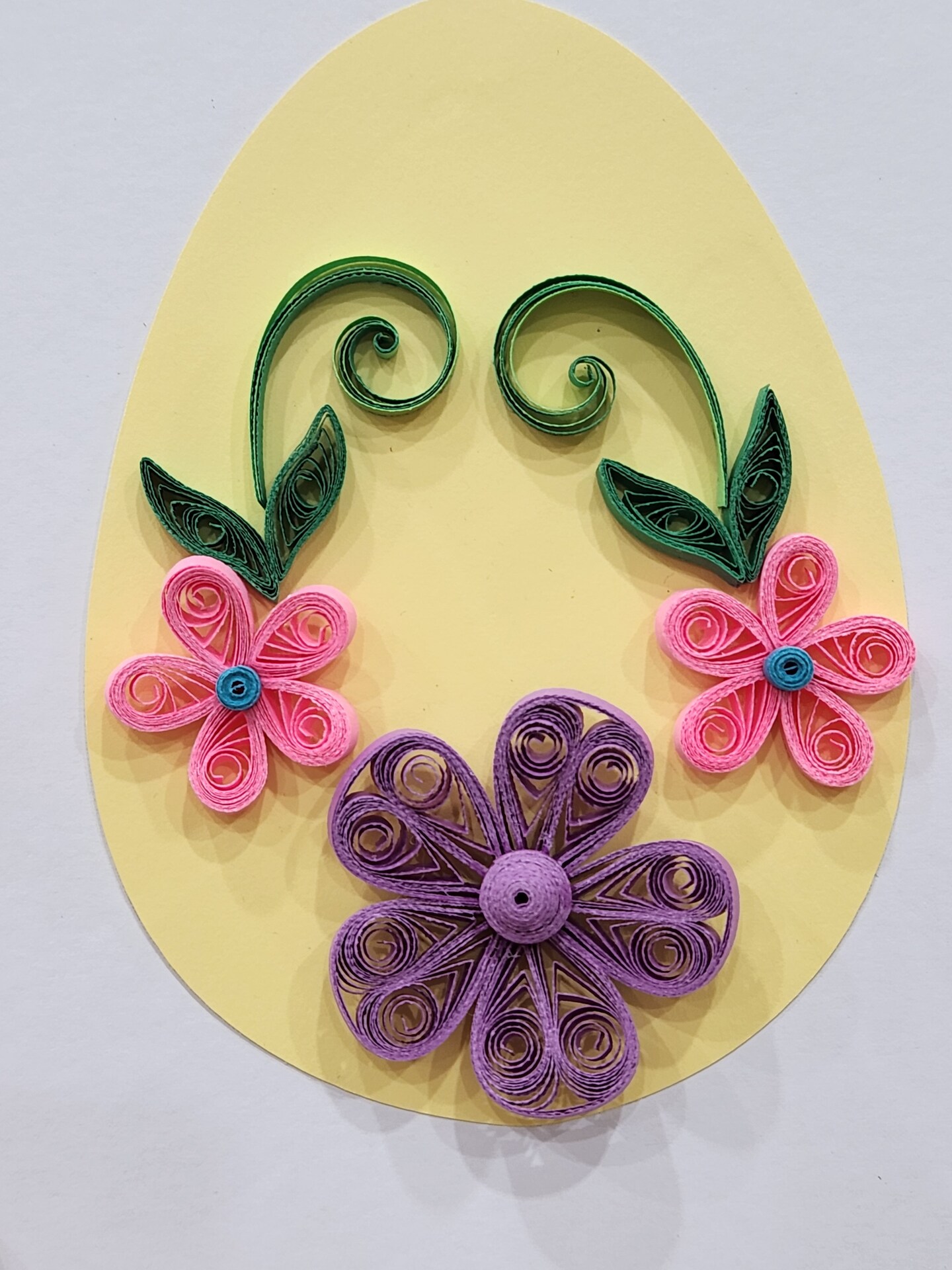 Paper Quilling Easter Egg with Flowers Frame