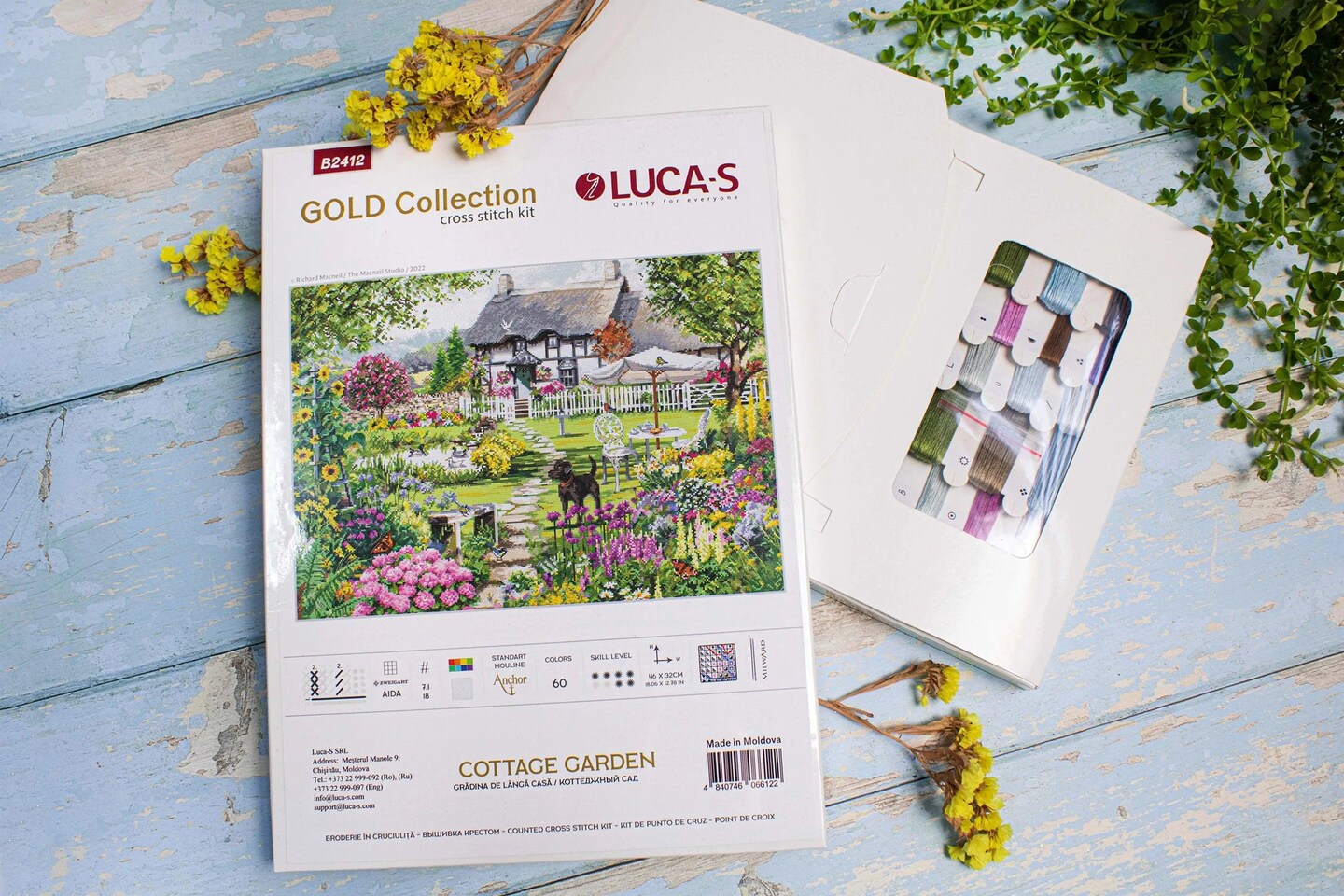 Cottage Garden B2412L Counted Cross-Stitch Kit