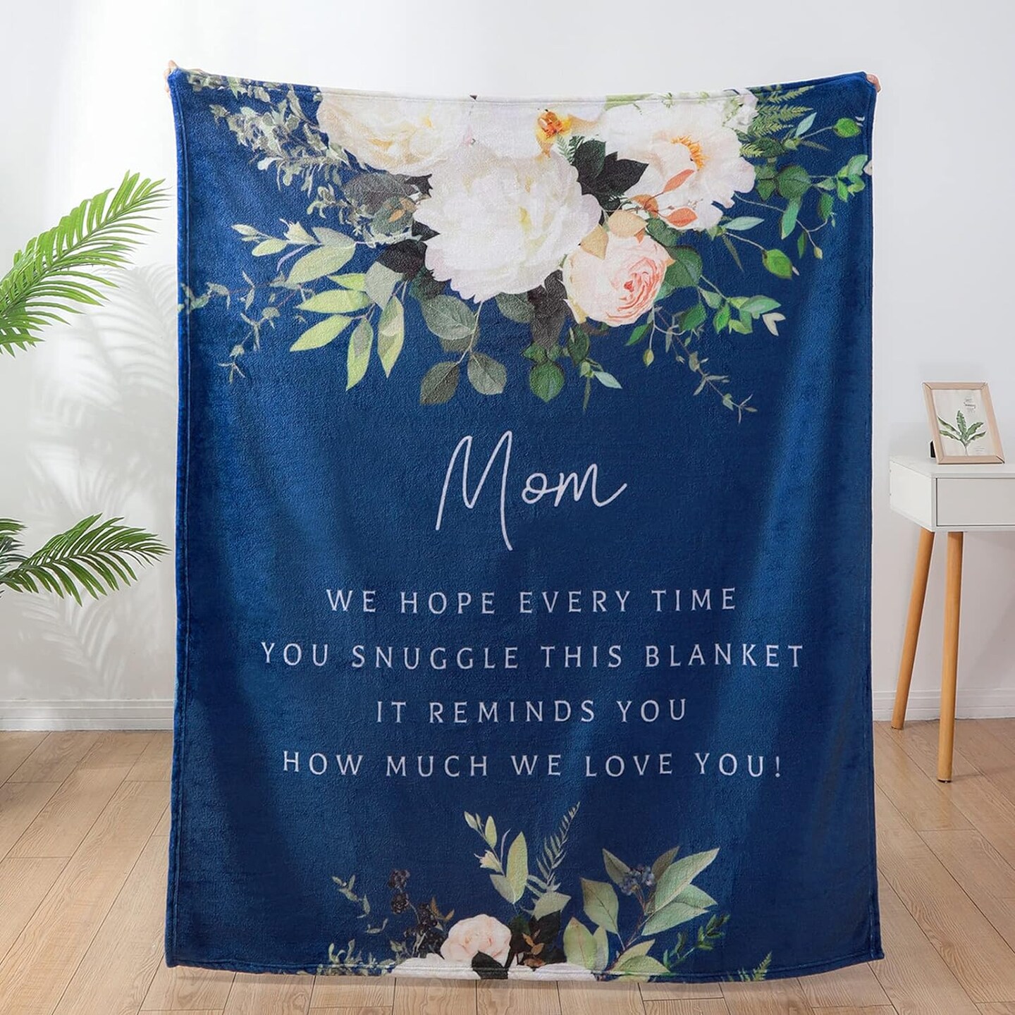 Super Soft Love: A Warm Mother&#x27;s Day Blanket Gift for Mom