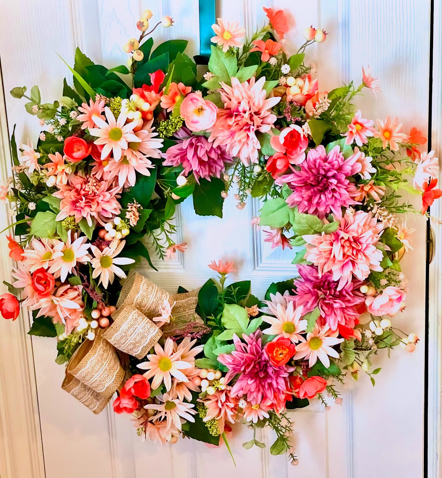 ラナンキュラスや小花のナチュラルリース early summer wreath ラナンキュラスや小花のナチュラルリース early summer wreath