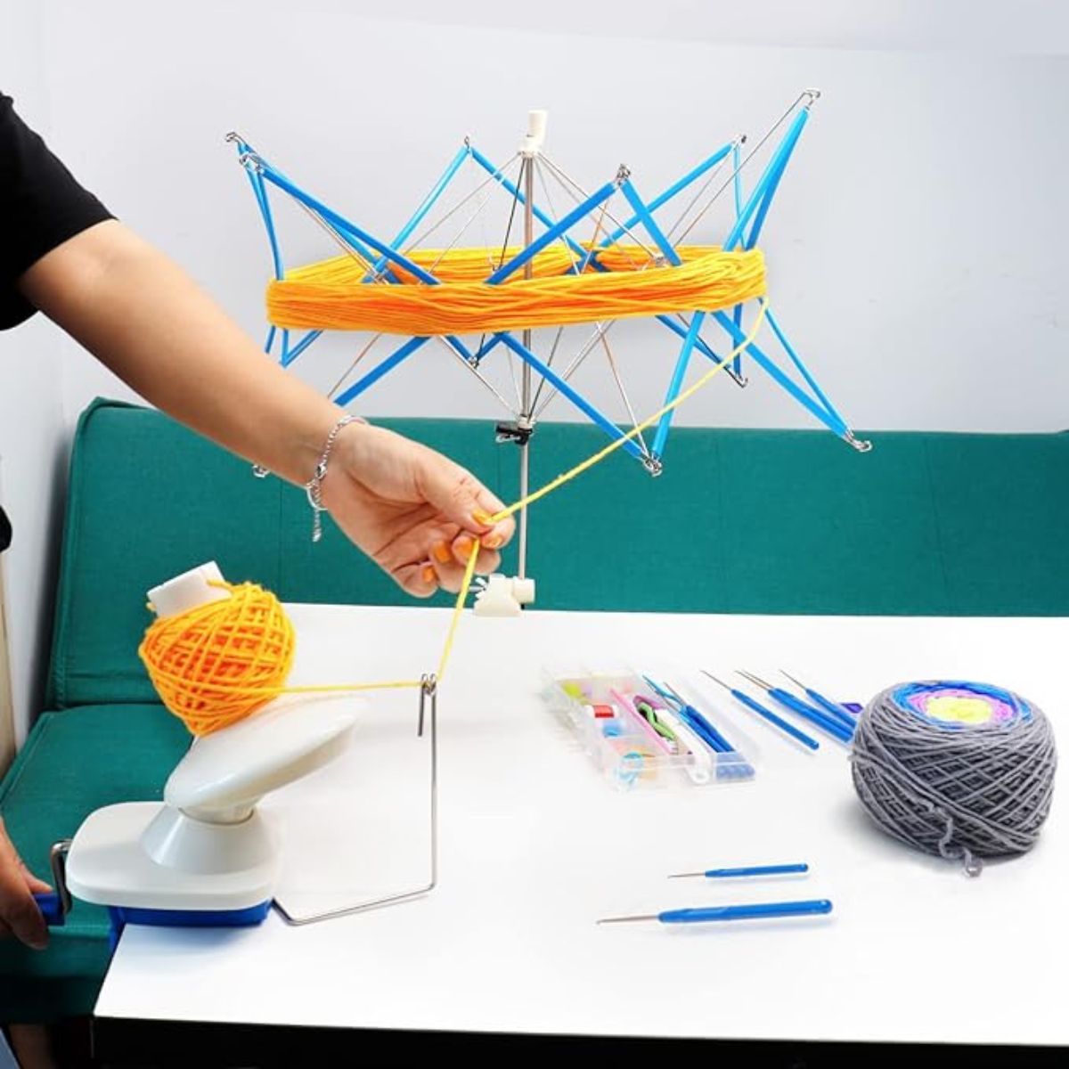 High-quality Yarn Ball Winder with Knitting Needles Set