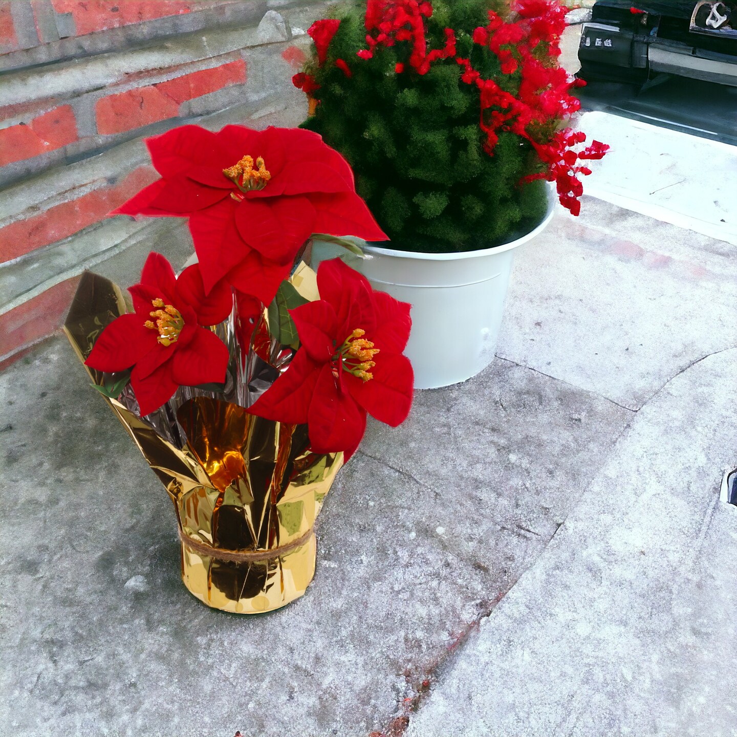 Red Velvet Poinsettia Bush with 3 Silk Flowers in Gold FoiL - Lifelike Holiday Decor | Elegant Centerpiece for Tabletop & Mantel | Perfect Festive Christmas Accent - 2024 Christmas Collection, Floral Home by Artificial Flowers