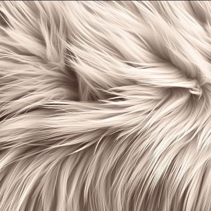 FabricLA | Faux Fur Round Circular Fluffy Shaggy Fabric | Use Round Faux Fur for Carpet, Play Mats, Bedroom, Christmas Decoration
