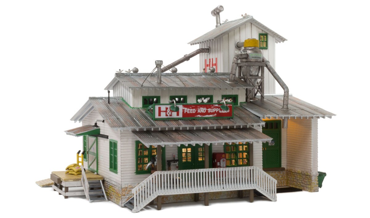 Woodland Scenics   N H &#x26; H FEED MILL (LIT) Prebuilt Building