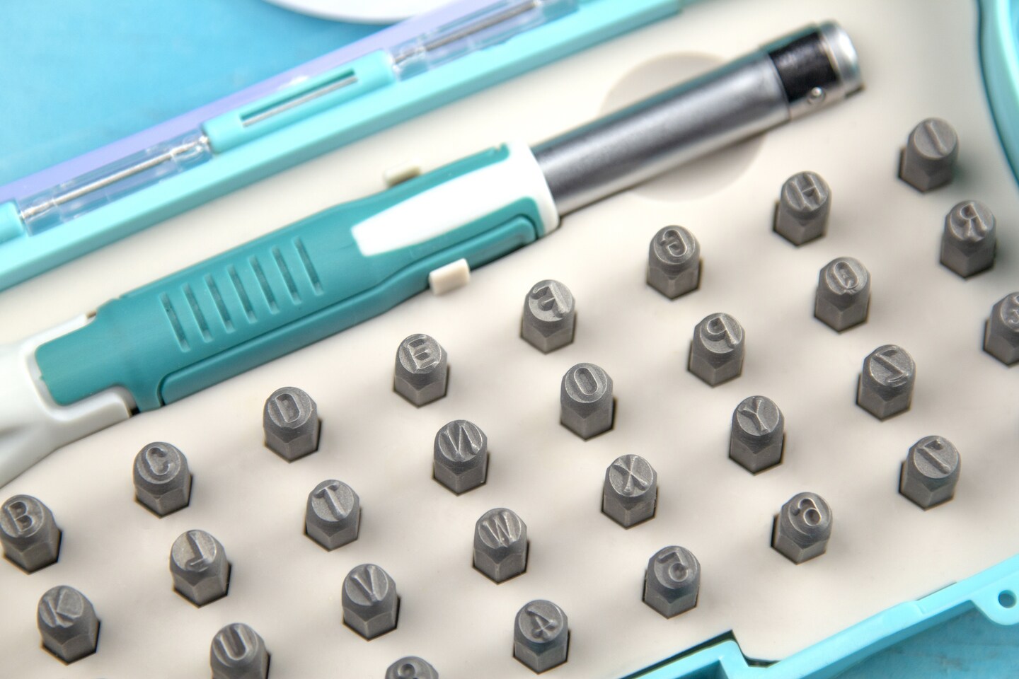 CousinDIY Stamp & Go Metal Stamping Tool Kit with Letters and Numbers