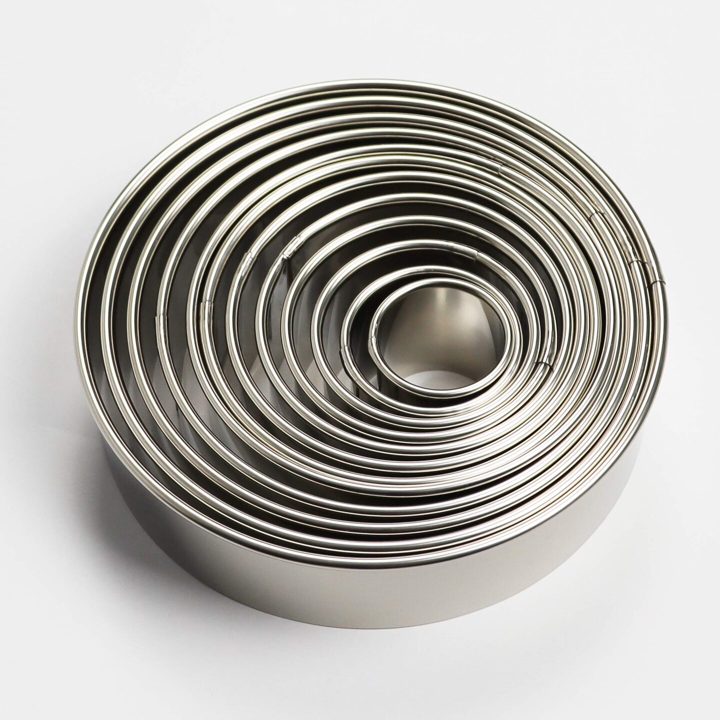 12  Pieces Stainless Steel Round Cookie Cutter Set,  Circular Biscuit Cutters Round Donut Ring Molds for Baking 1.2 Inch Height