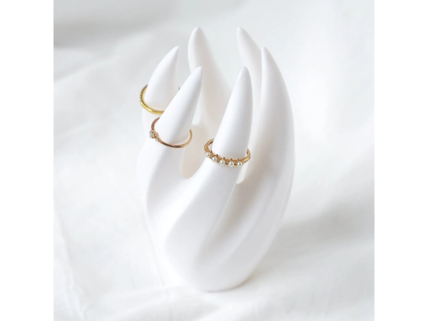 Elegant on sale ring holder