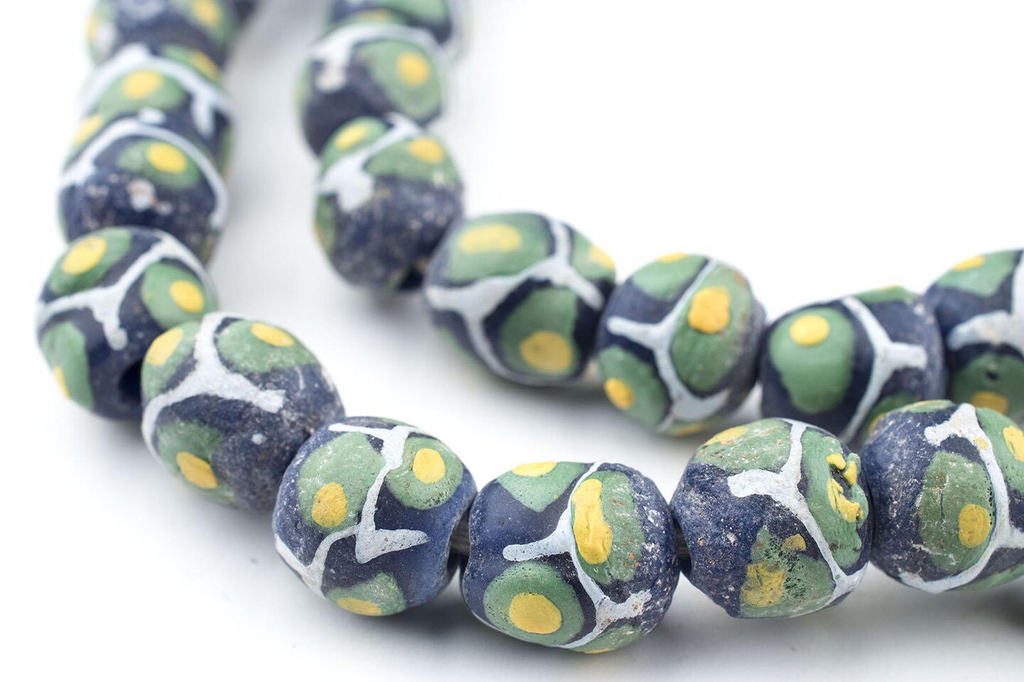 TheBeadChest Painted African Krobo Beads - Full Strand of Ghanaian Tribal Glass Beads for Necklace or Jewelry Making (Gecko Millefiori)