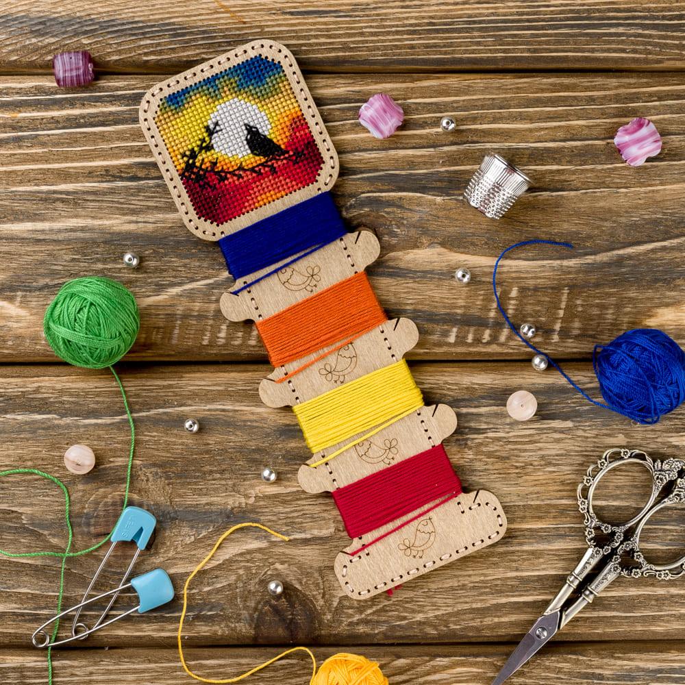 Blank for embroidery with thread on wood