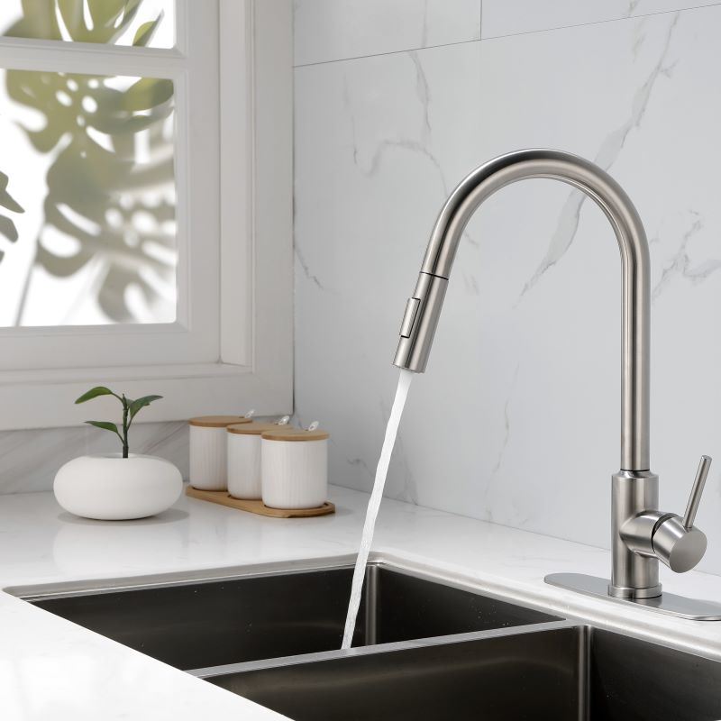 Pull Down Sprayer Kitchen Faucet