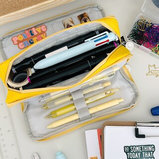 NPW School Astuccio Giallo In Silicone Soft Touch – 20x12,5x3,5 Cm Con Frase Umoristica