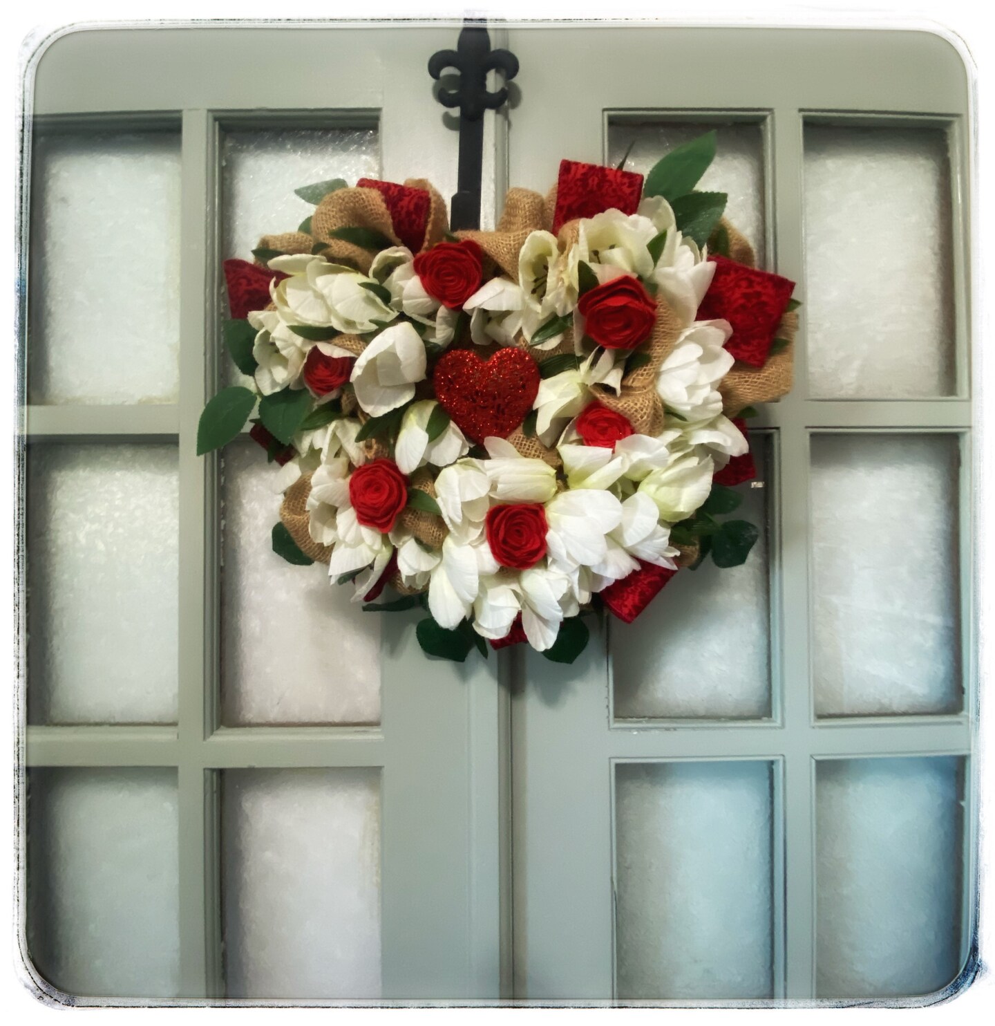 Beautiful Indoor or Outdoor 20 Inch Burlap Valentines Day Heart Wreath with White Tulips and Red Roses Free Shipping and Storage Bag product 4