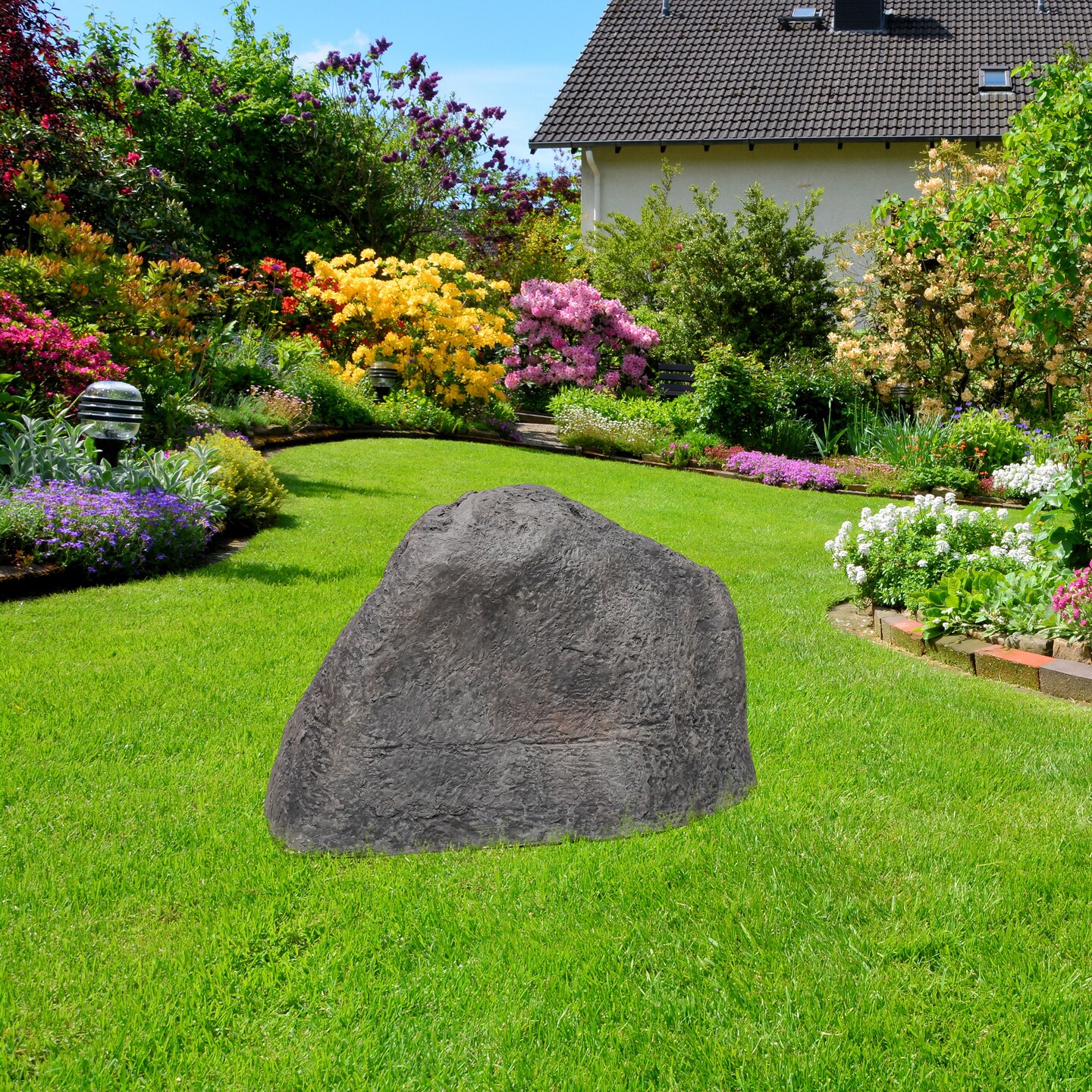 Outdoor Natural Artificial Diamond Rock Decor for Gardens, Lawns, and Landscapes