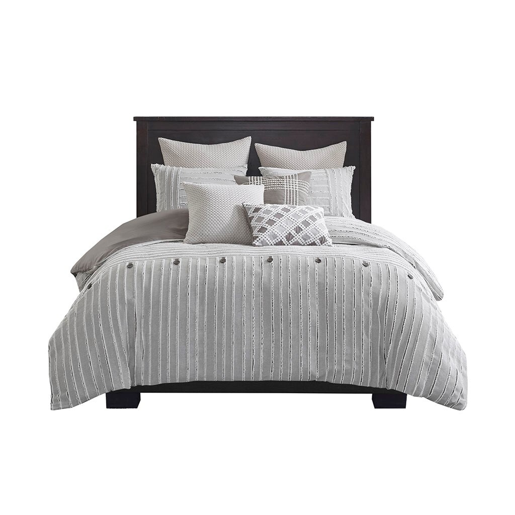 Gracie Mills   Cora Oversized Cotton Clipped Jacquard Comforter Set with Euro Shams Throw Pillows - GRACE-13615