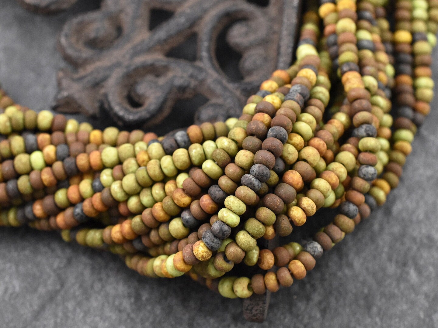 5/0 Aged Matte Rustic Mosaic Picasso Mix Seed Beads (20&#x22; Strand)