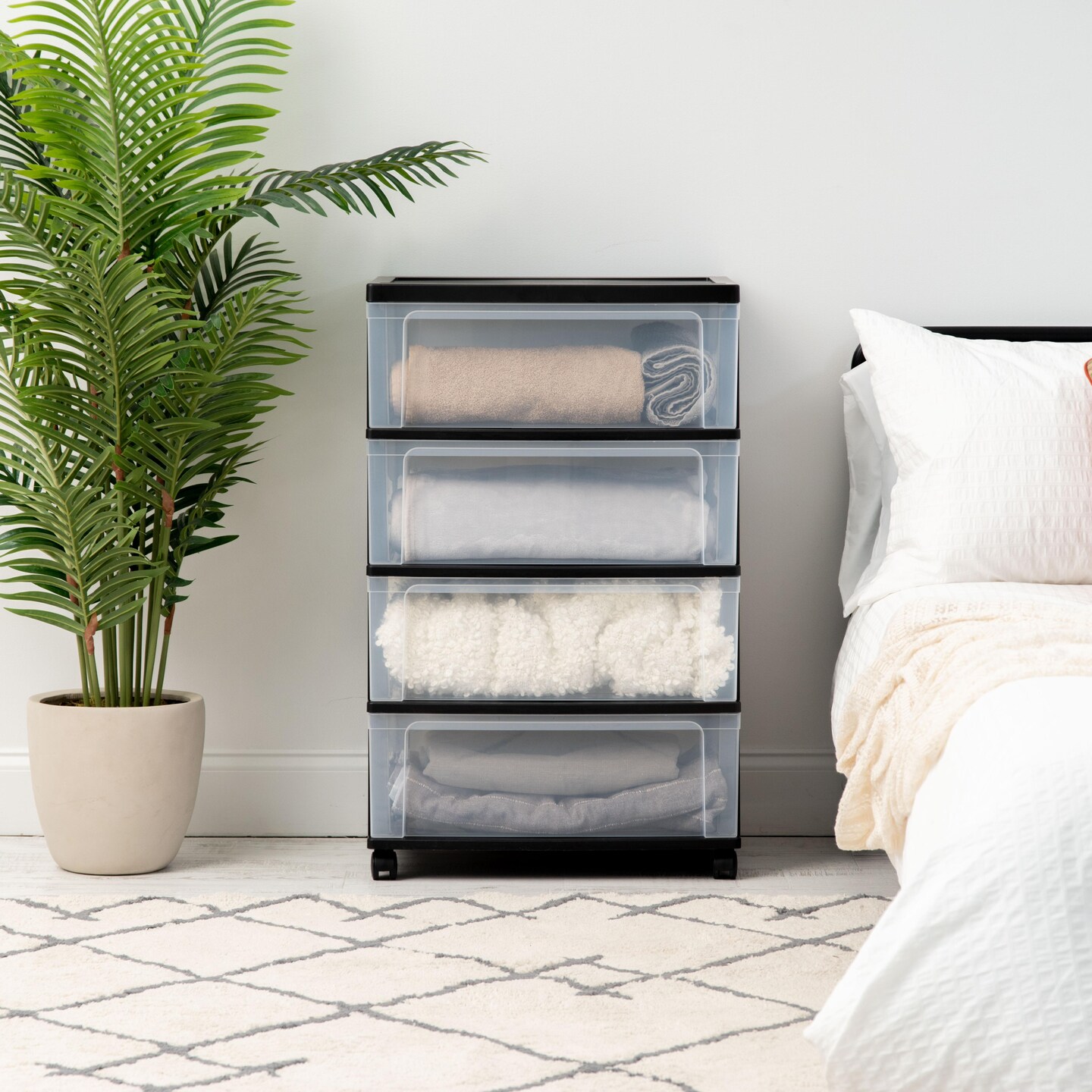 IRIS USA Plastic Storage Drawers Container Organizer for Clothes