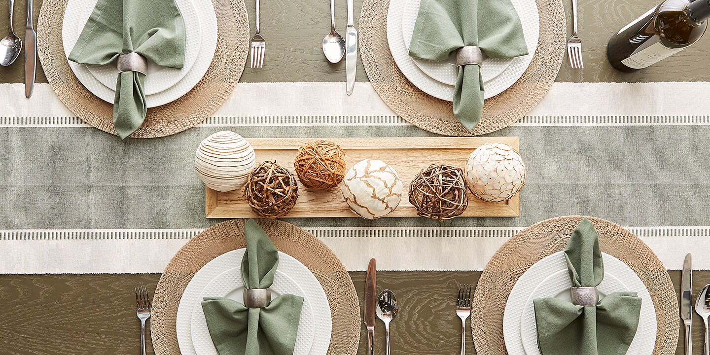 DII Stone Floral Woven Round Placemat Set/6