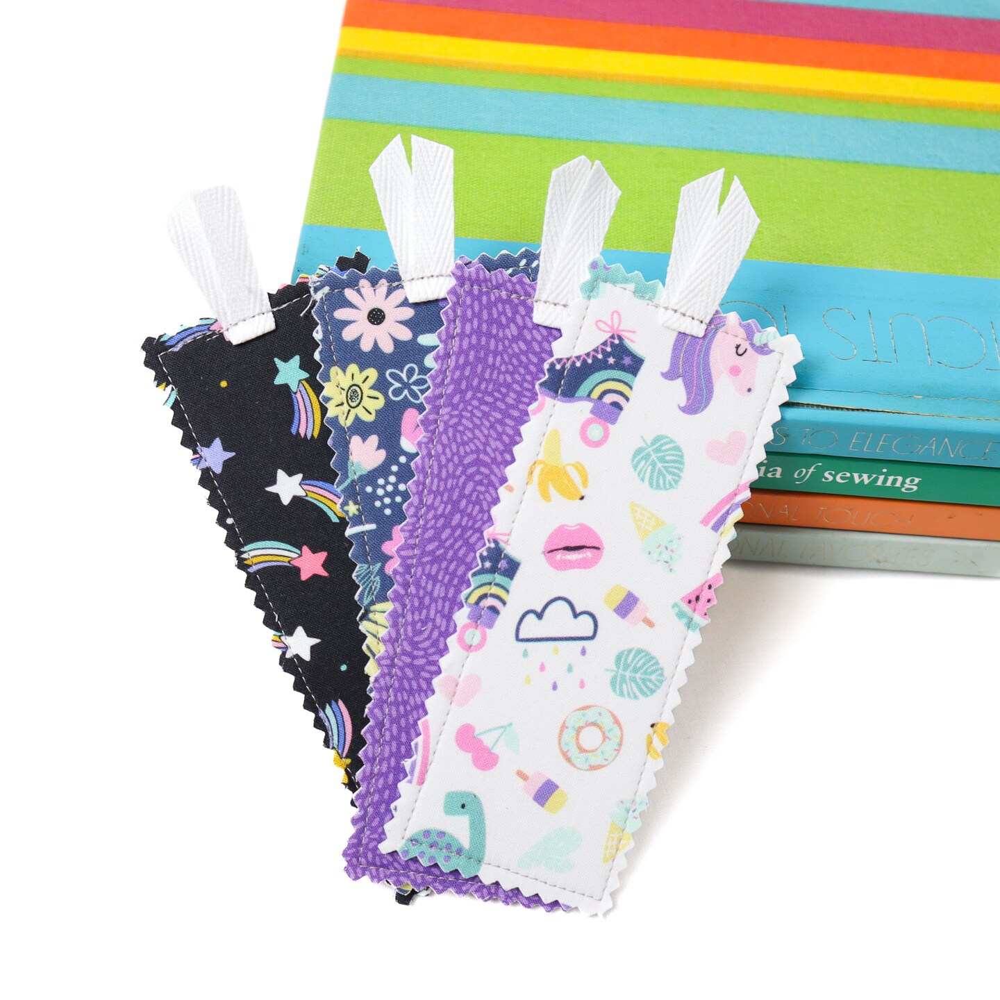 Bookmark Sewing Kit - It Girl - Beginner Sewing Project Kit - Learn to Sew  Kit for Kids