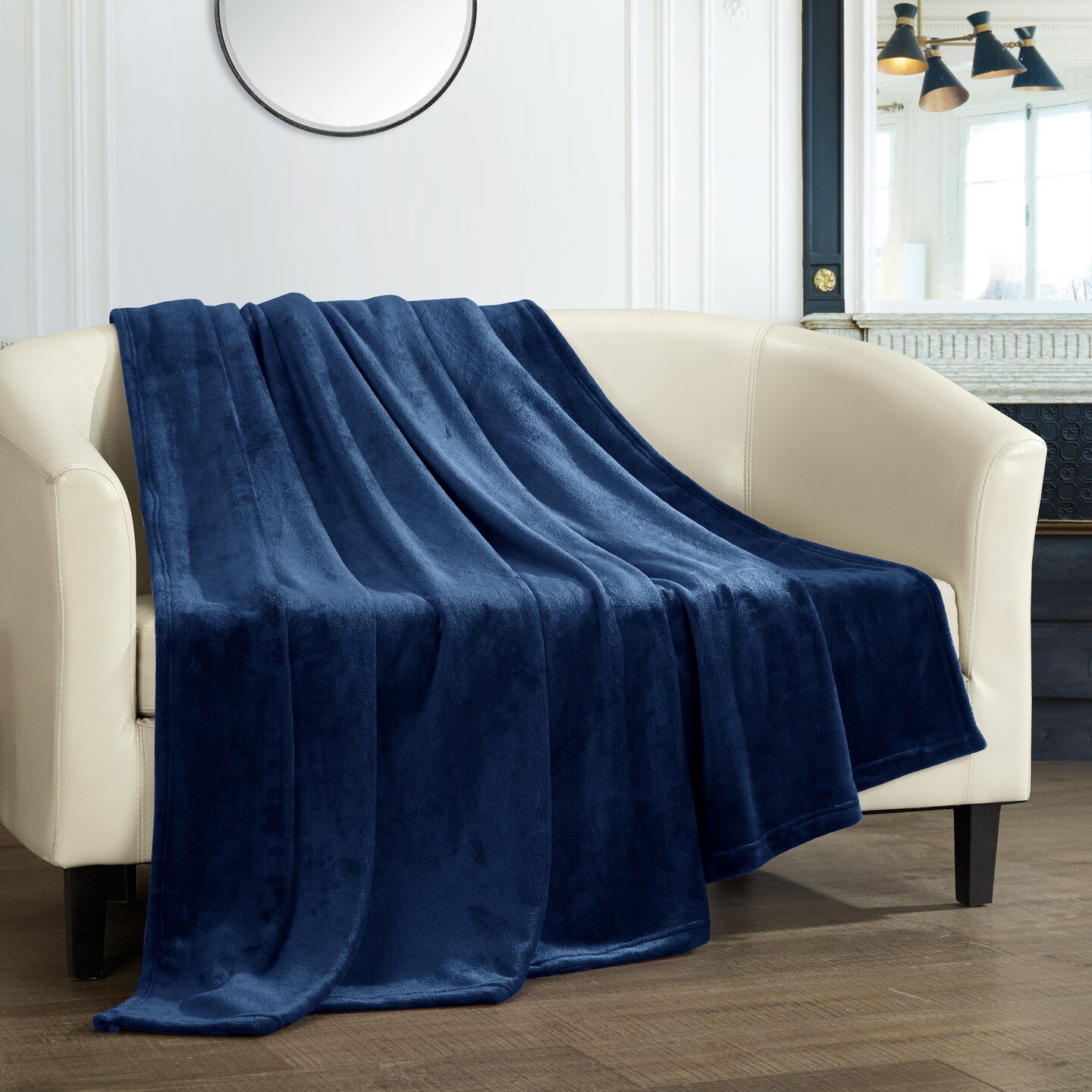 Ultra Plush Throw, Super Soft & Stylish