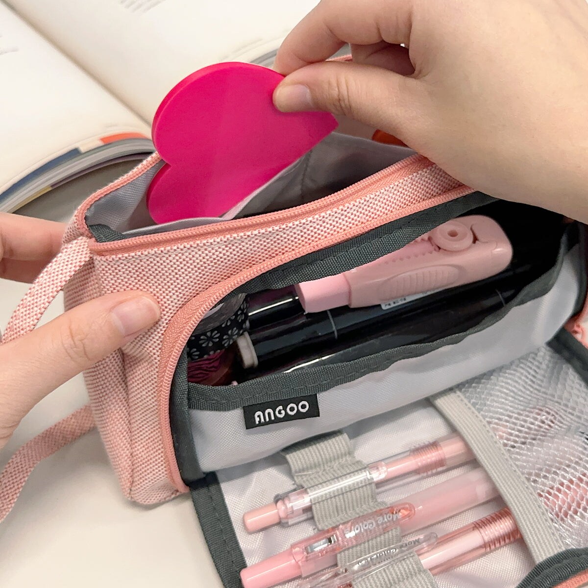 Wrapables Large Capacity Pencil Case, Portable Pencil Pouch for Stationery Office Supplies