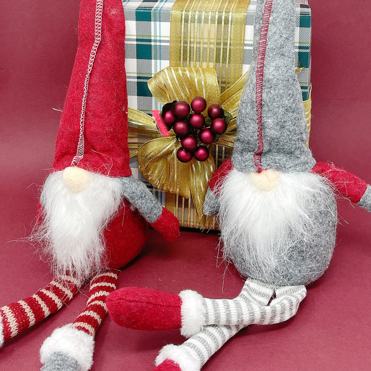 Wrapables Long-Legged Gnome Plush Dolls, Winter and Holiday Tabletop Decorations (Set of 2)