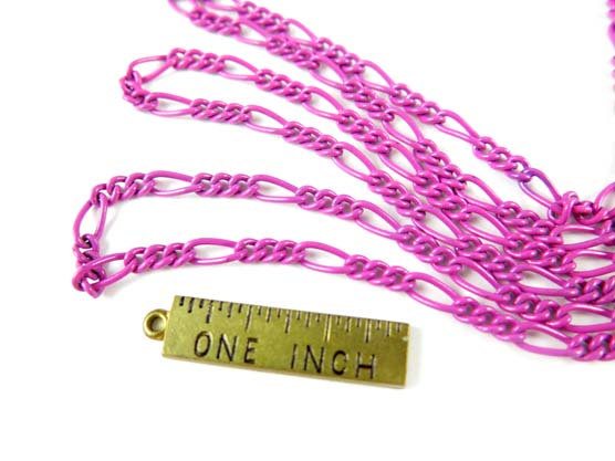 Pink Enamel Figaro Curb Chain (4&#x27;) (C908)
