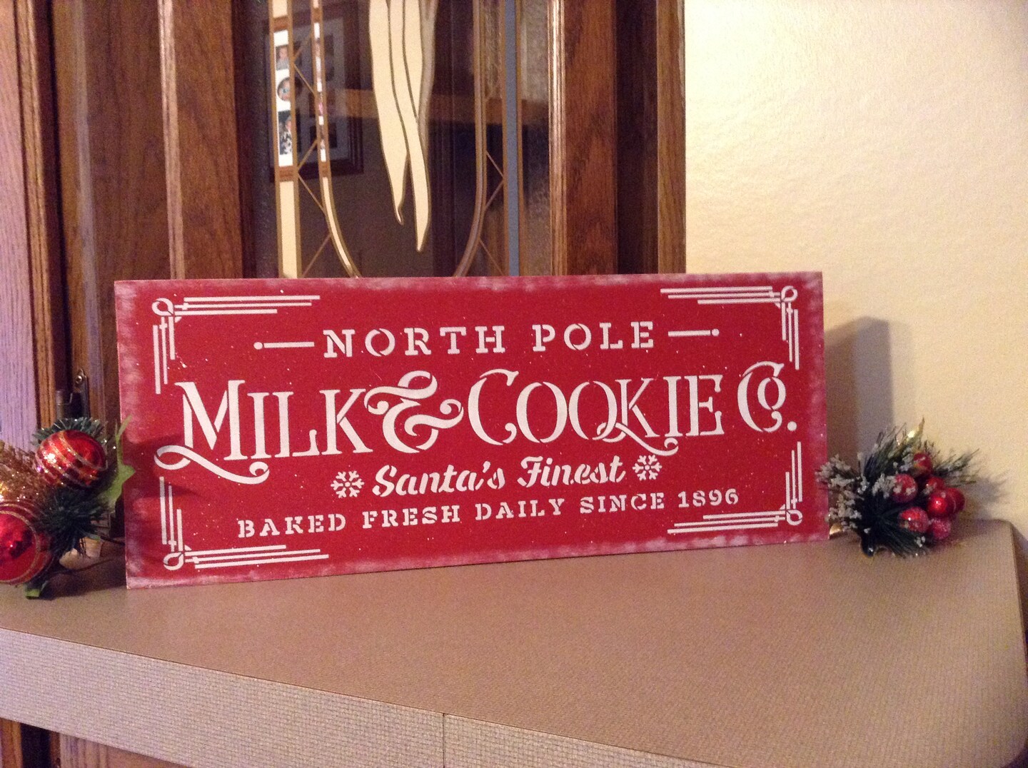 Milk & Cookie Co, Christmas Kitchen Sign, Retro Christmas Decor, Large  Canvas Signs, Vintage Winter Wall Art, North Pole Milk and Cookie Co 