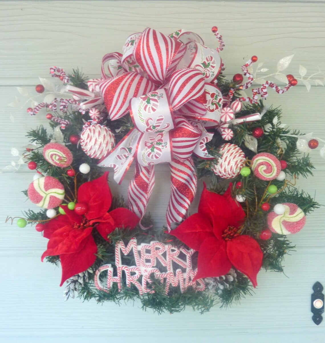 Red and White Christmas wreath, Peppermint candy Christmas Decorations ...