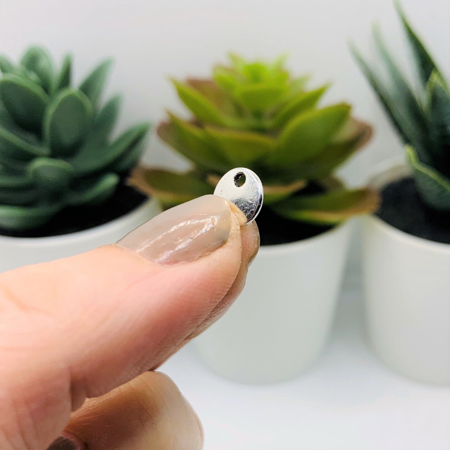 20, 50 or 100 Pieces: 8 mm Zinc Alloy Tibetan Silver Stamping Tag Blanks