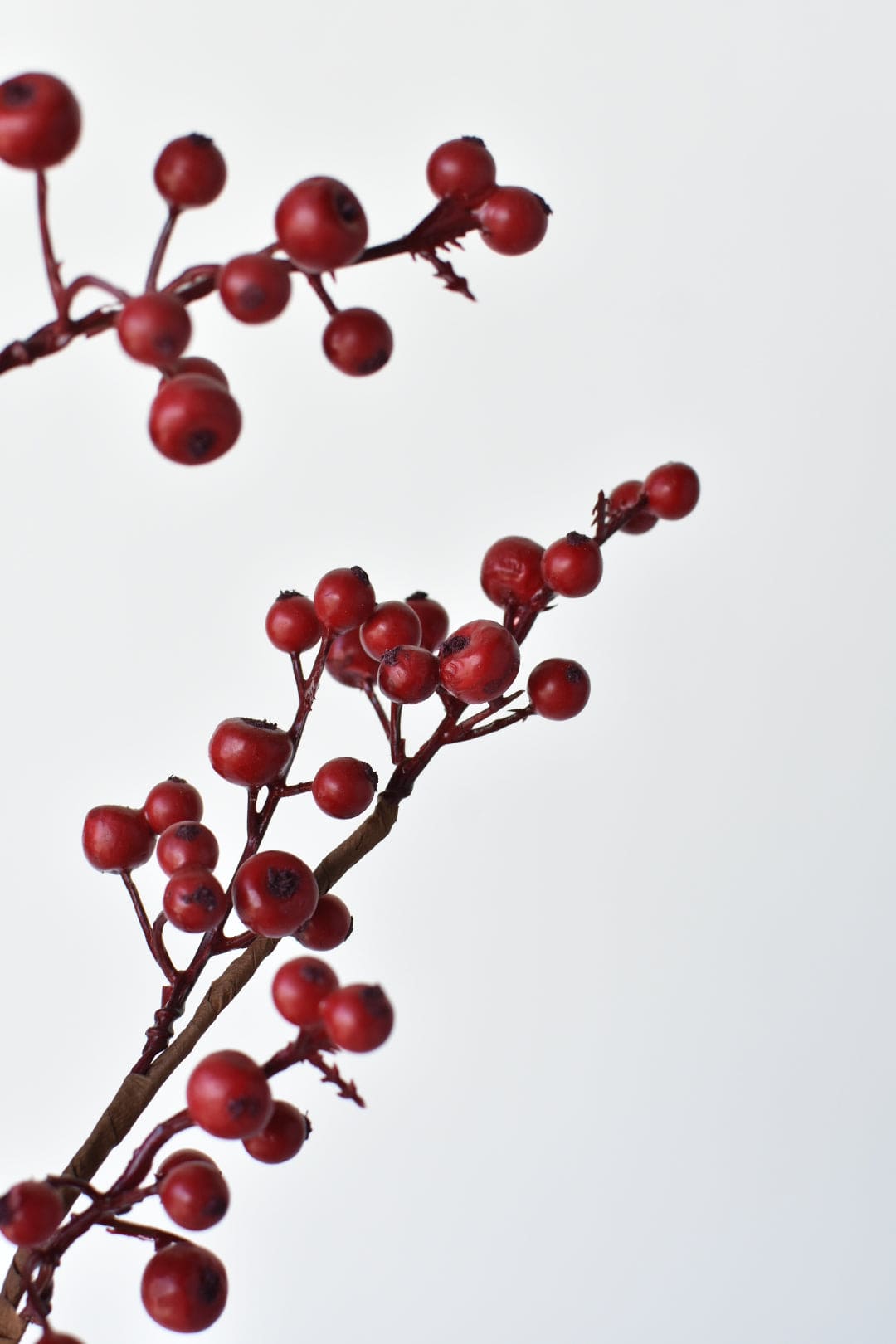 21&#x22; Faux Red Berry Stem