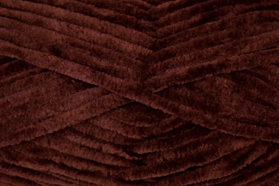 Bella Chenille by Universal Yarn - #123 Chocolate - 100% polyester super bulky yarn