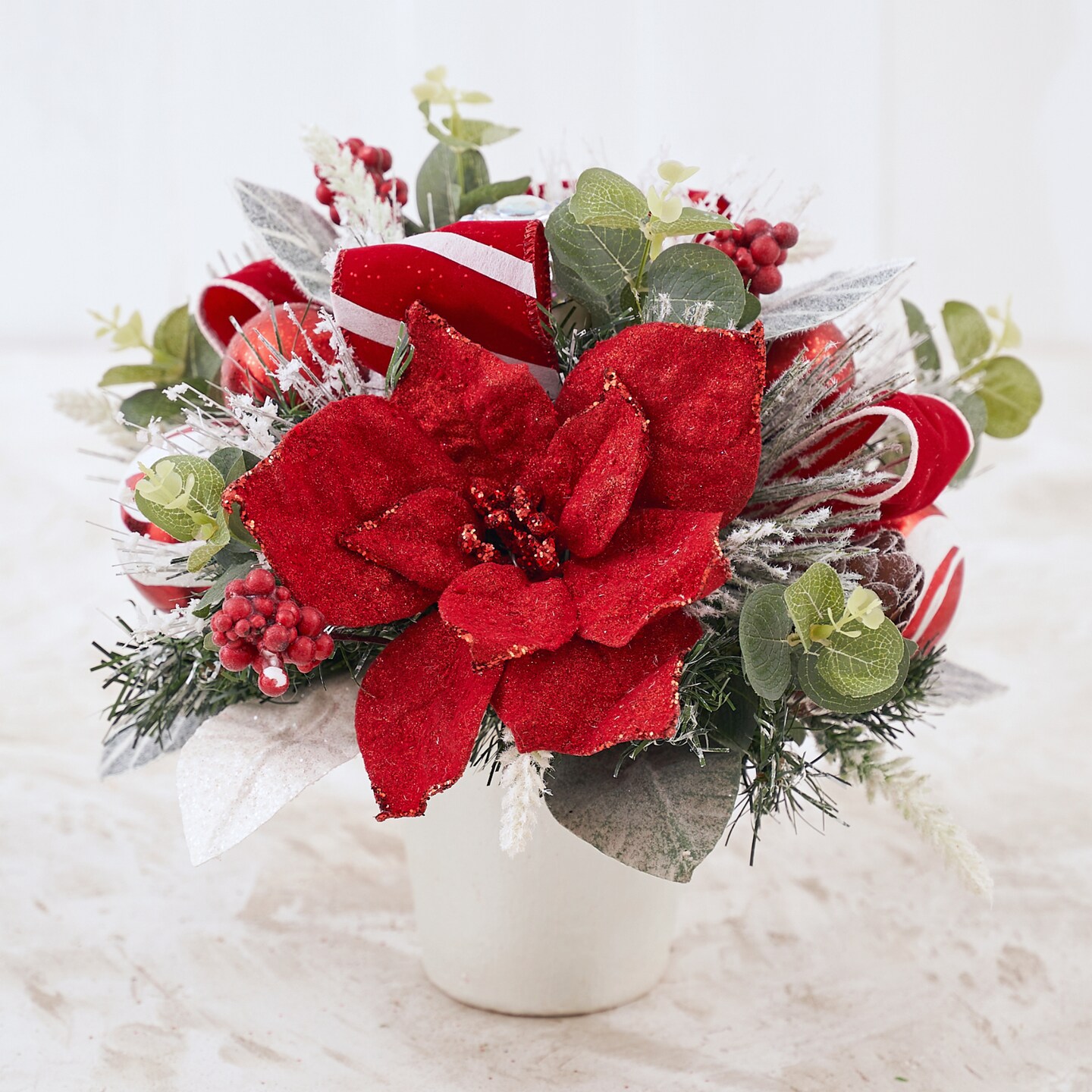 Christmas Centerpiece with pot - Decorated - Handcrafted