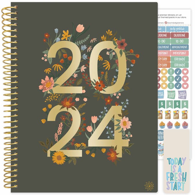 bloom daily planners 2024 Soft Cover Planner, 8.5&#x22; x 11&#x22;, Dreams in Bloom