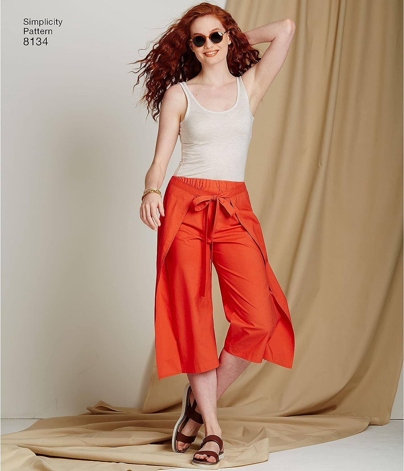 Easy to Sew Women's Pants and Shorts Sewing Pattern Kit, Sizes 6-14