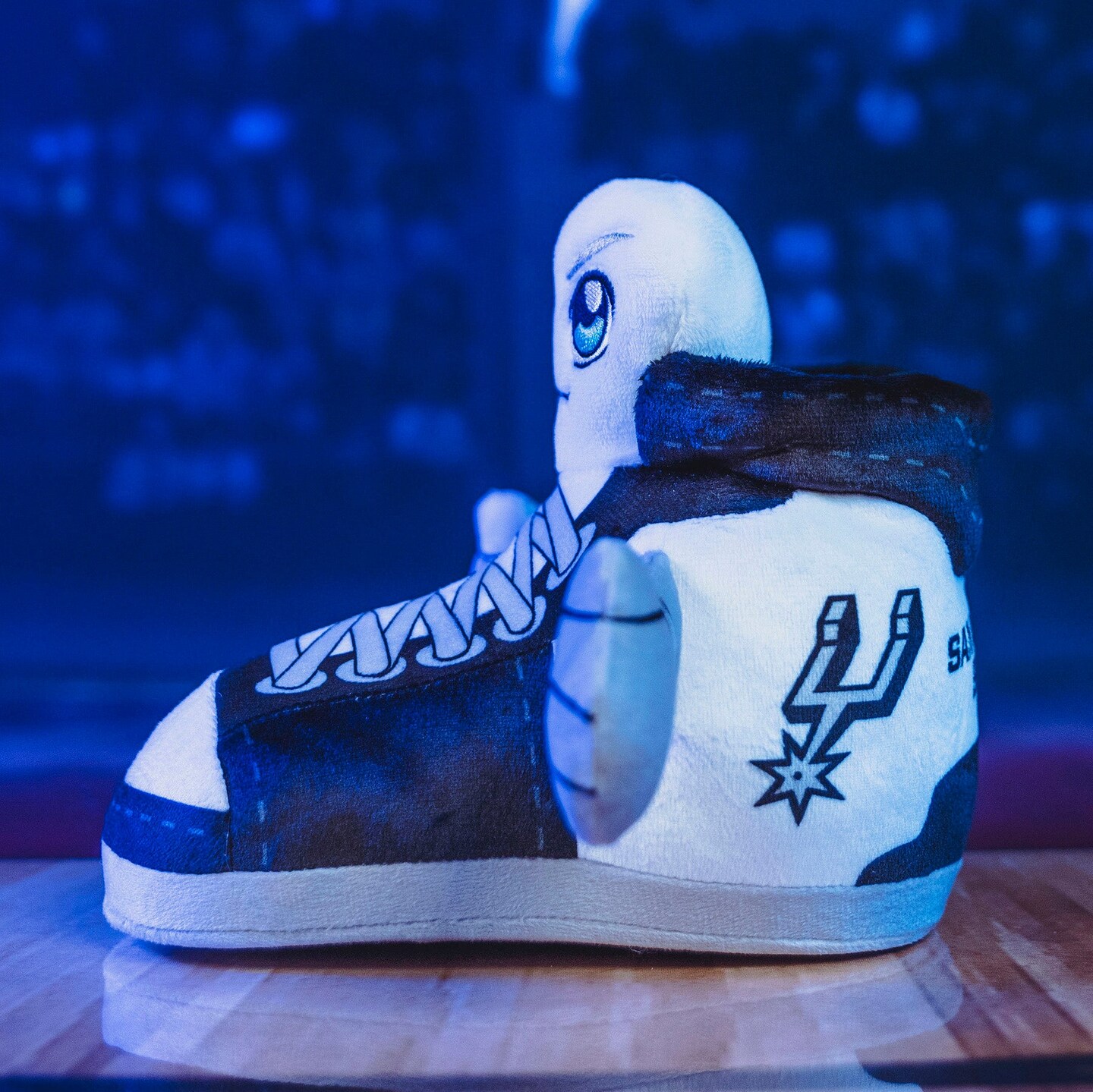 Bleacher Creatures San Antonio Spurs Sneaker 7&#x22; Kuricha Plush