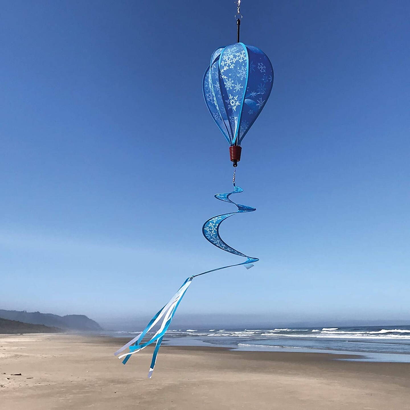 In the Breeze 0989 - Snowflakes Hot Air Balloon - 6 Panel Spinning Balloon - Outdoor Winter Hanging Decoration