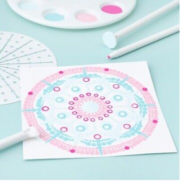 We R Memory Keepers Paint Dotting Set 60000593 (11 Pieces)by American Crafts