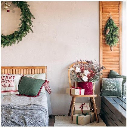 Dried Christmas Flowers 52 Pieces Dried Red Flowers Bouquet with Pine Cone Bunny Tails Grass Red Eucalyptus Plants for Home Wedding Table Gifts Christmas Kitchen Party Decoration (16.5&#x22;)