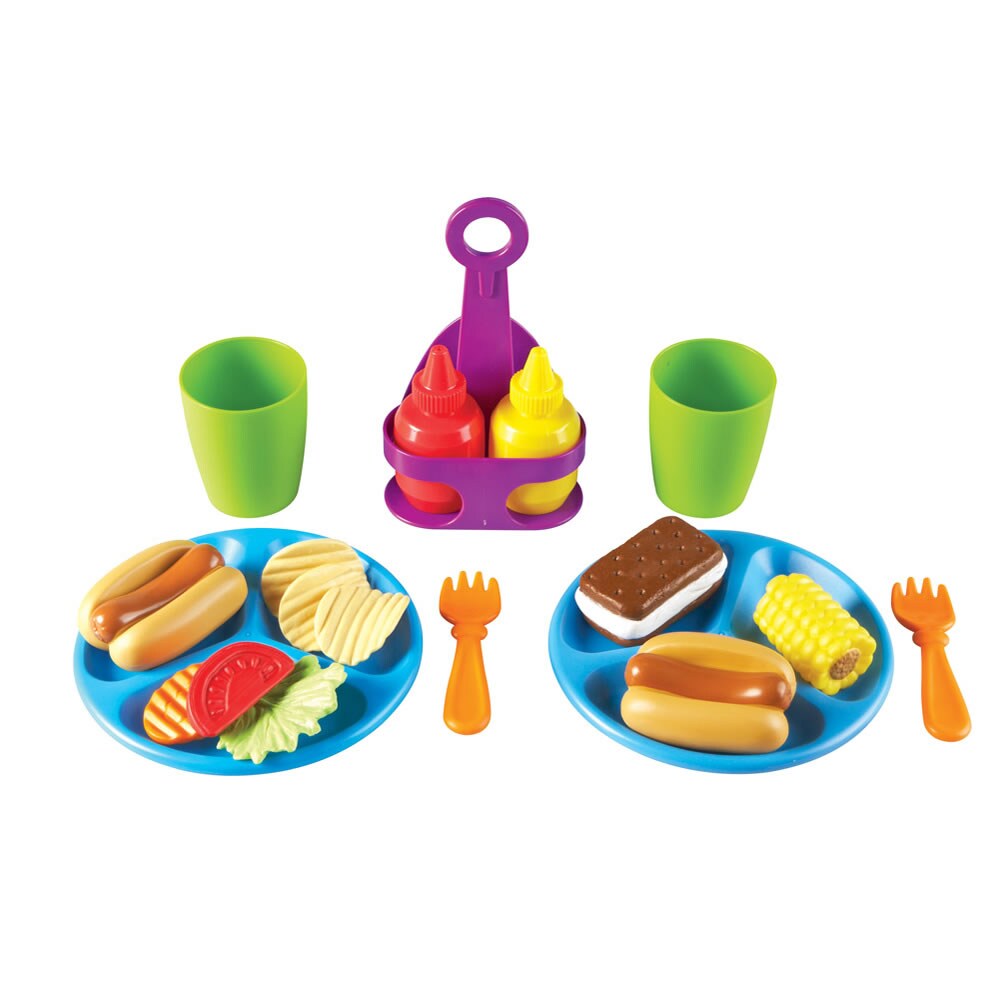 Learning Resources New Sprouts Hamburger and Hotdog Cookout!