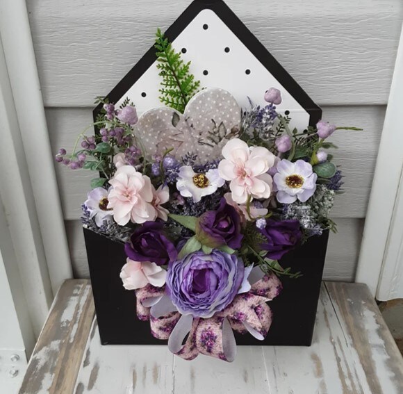 Tobacco Basket, Be Still Wreath