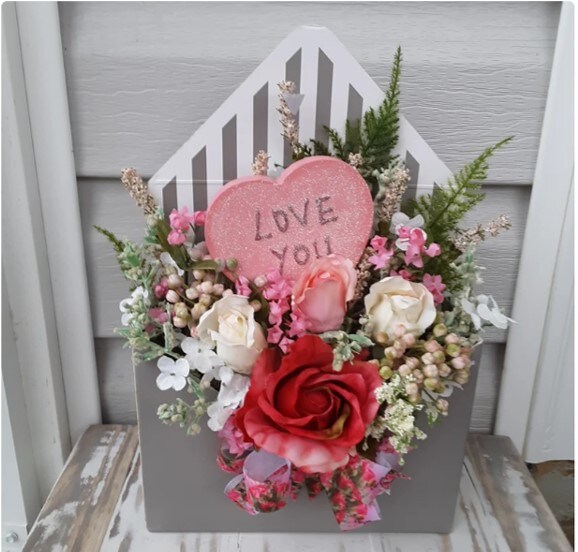 Tobacco Basket, Be Still Wreath