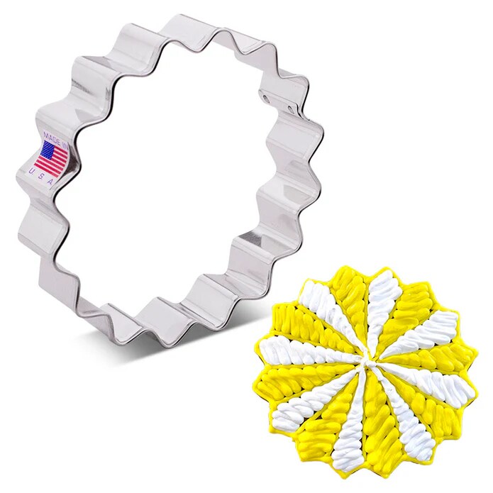 Ann Clark Fluted Circle Cookie Cutter, 4&#x22;