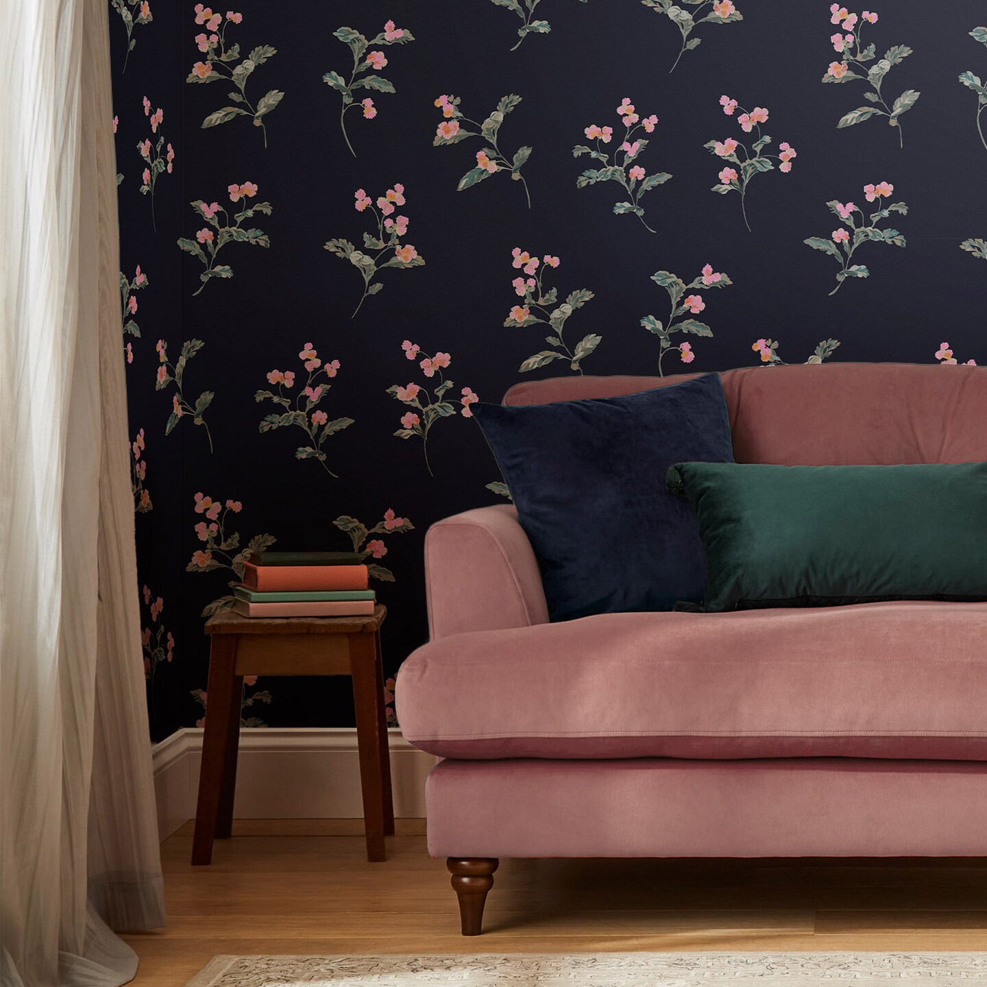 Joules Swanton Floral Midnight Navy Wallpaper