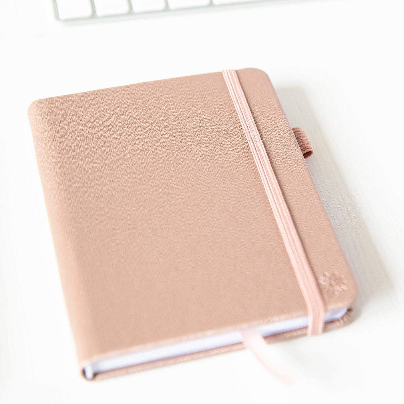 bloom daily planners Password Logbook, 4&#x22; x 5.5&#x22;, Rose Gold