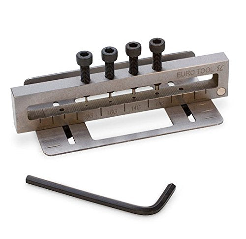Deluxe Metal Punch 4 Hole