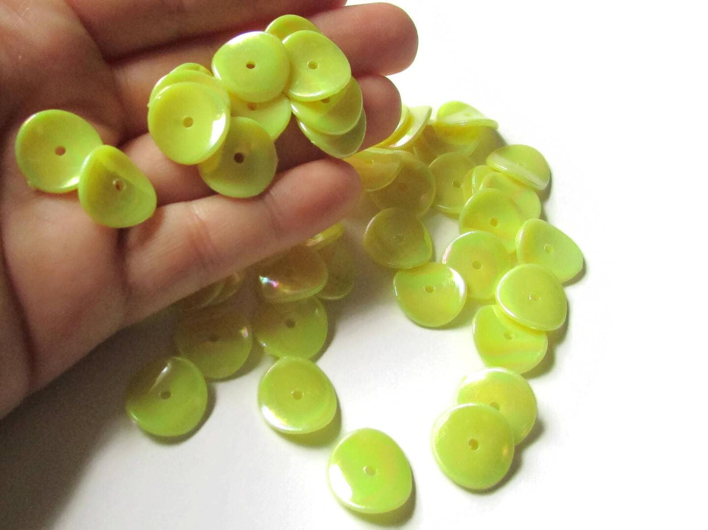50 15mm Yellow Plastic Wavy Disc Beads Michaels