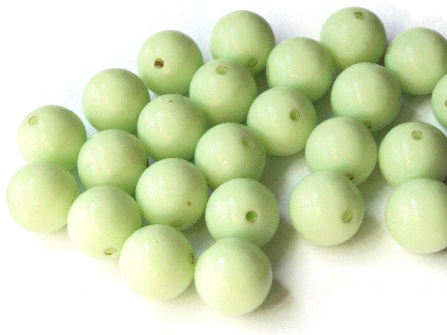 20 12mm Beads Large Round Light Green Vintage Lucite Beads Celadon Ball Beads