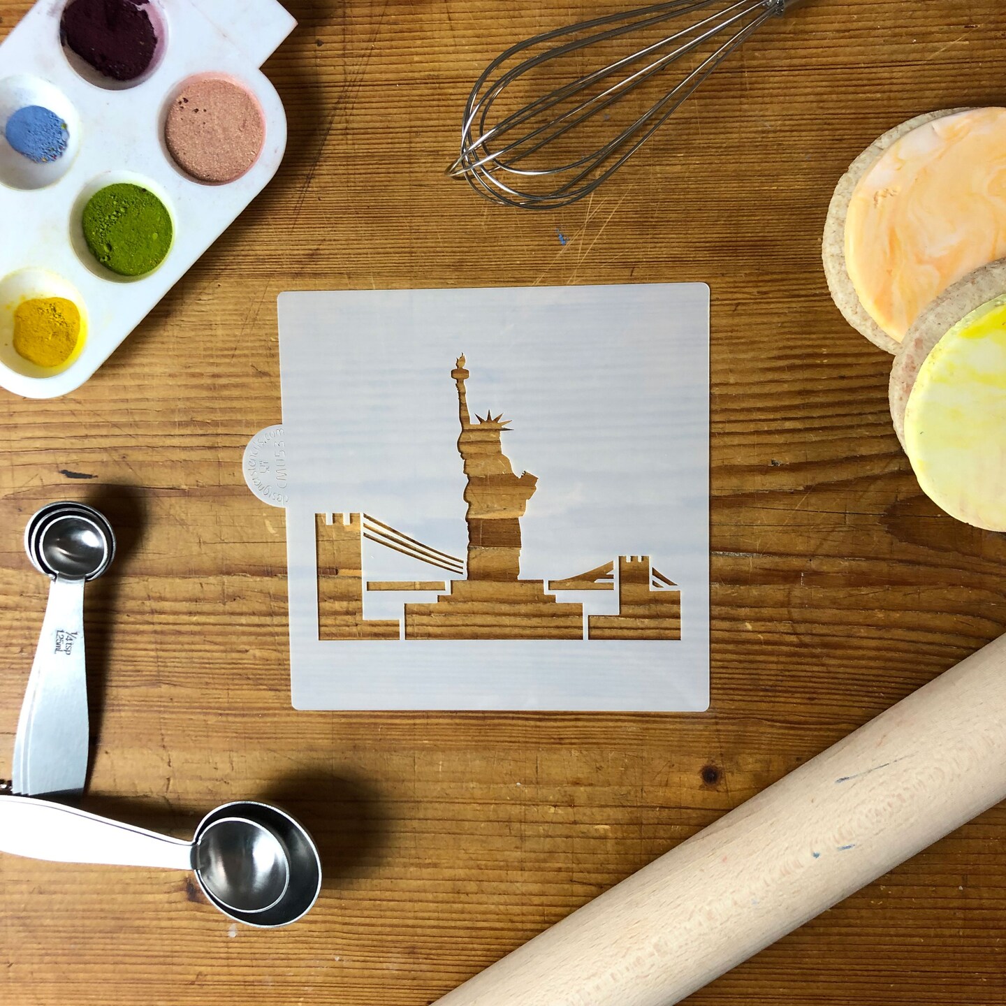 Statue of Liberty Cookie & Craft Stencil | CM053 by Designer Stencils | Cookie Decorating Tools | Baking Stencils for Royal Icing, Airbrush, Dusting Powder | Craft Stencils for Canvas, Paper, Wood | Reusable Food Grade Stencil