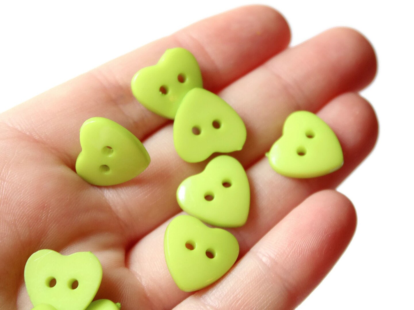 30 14mm Lime Green Heart Buttons Two Hole Plastic Buttons